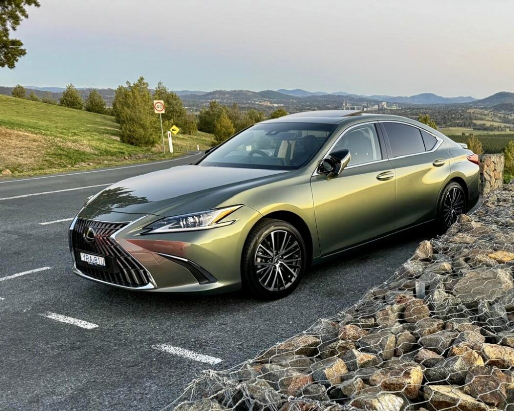 Lexus ES300H
