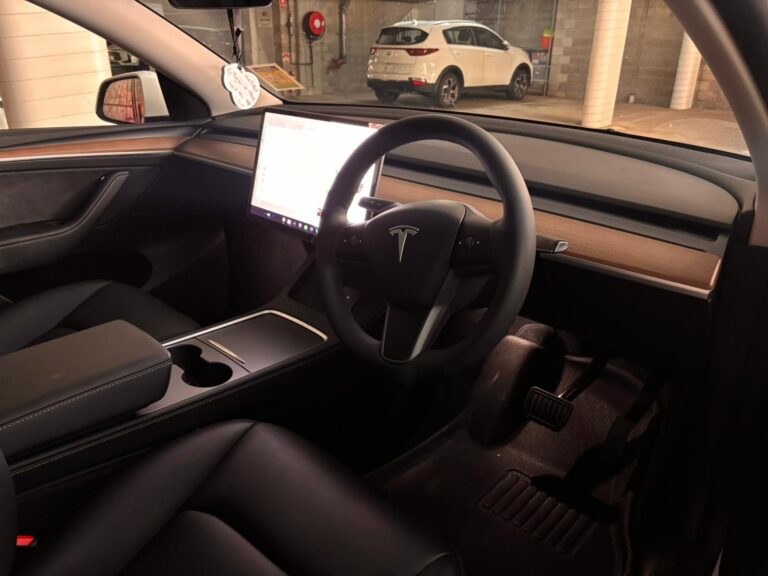 tesla car y model 2024