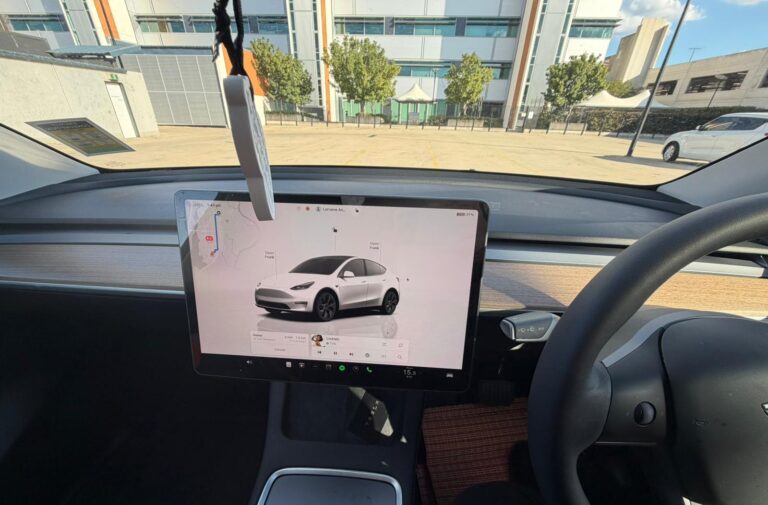 tesla car y model 2024